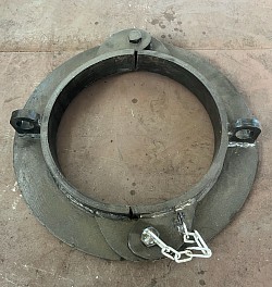 トレミー管吊り具